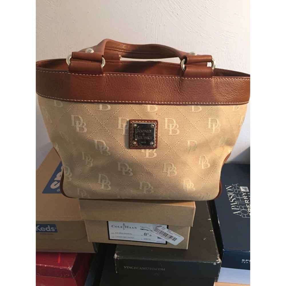 Dooney & Bourke small bucket bag